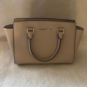 Tan/Black/Gold Michael Kors purse